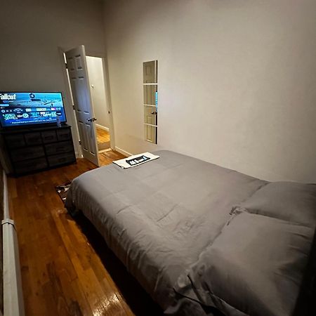Cozy Townhouse In Harlem Apartamento Nova Iorque Exterior foto